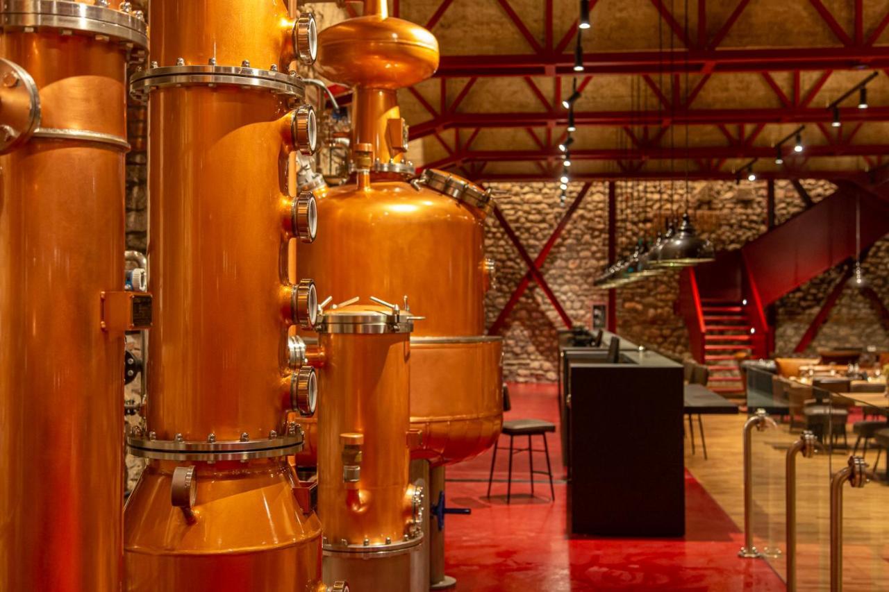 Melesin Distillery Leskovik Ngoại thất bức ảnh
