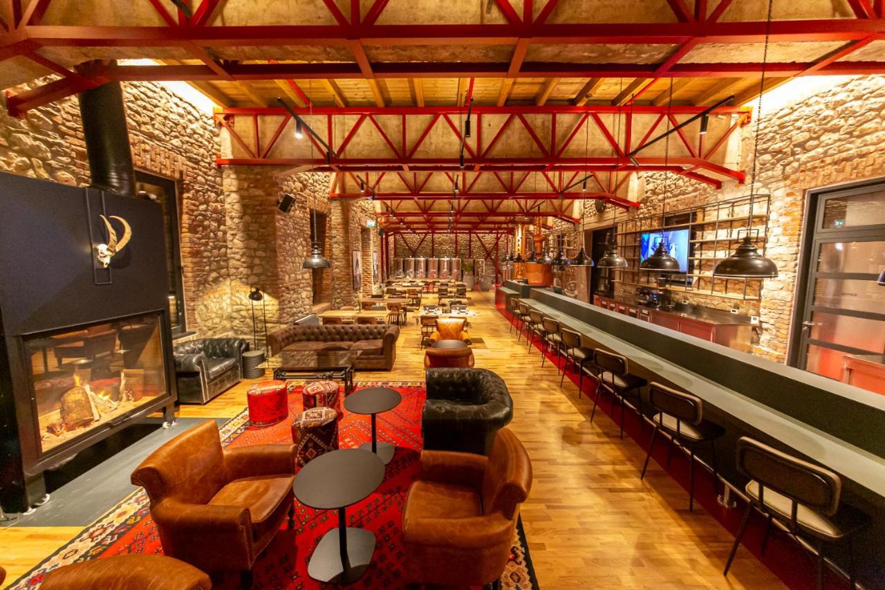 Melesin Distillery Leskovik Ngoại thất bức ảnh