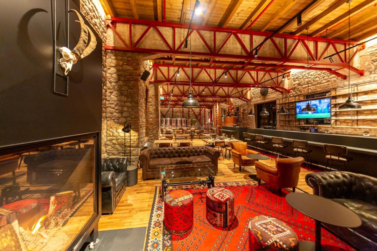 Melesin Distillery Leskovik Ngoại thất bức ảnh