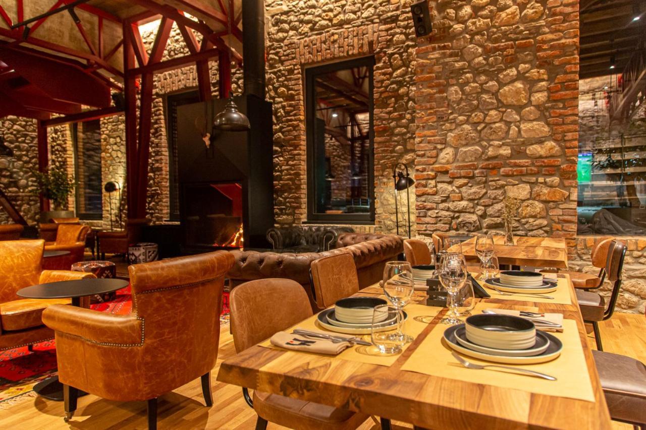 Melesin Distillery Leskovik Ngoại thất bức ảnh