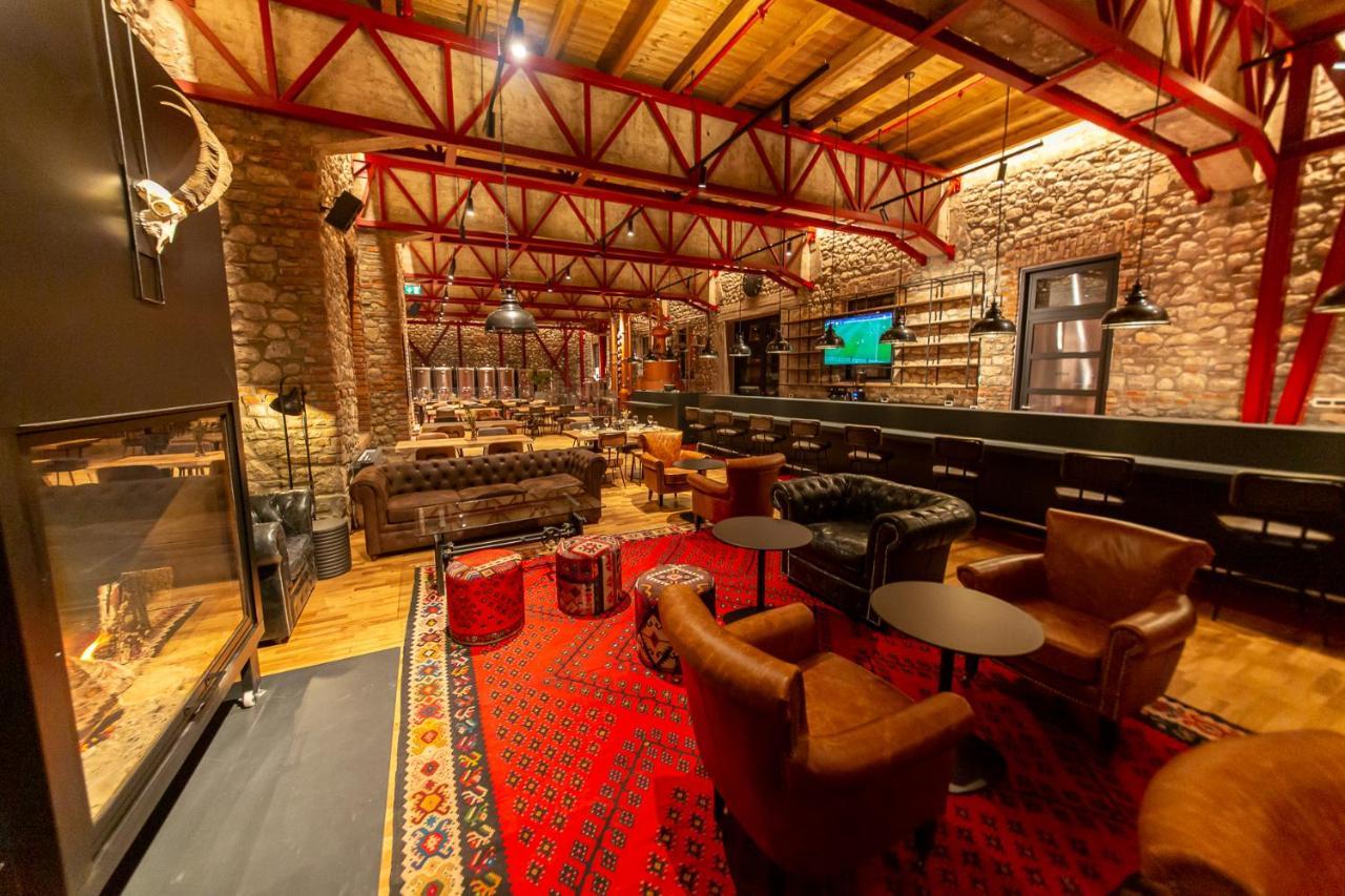 Melesin Distillery Leskovik Ngoại thất bức ảnh