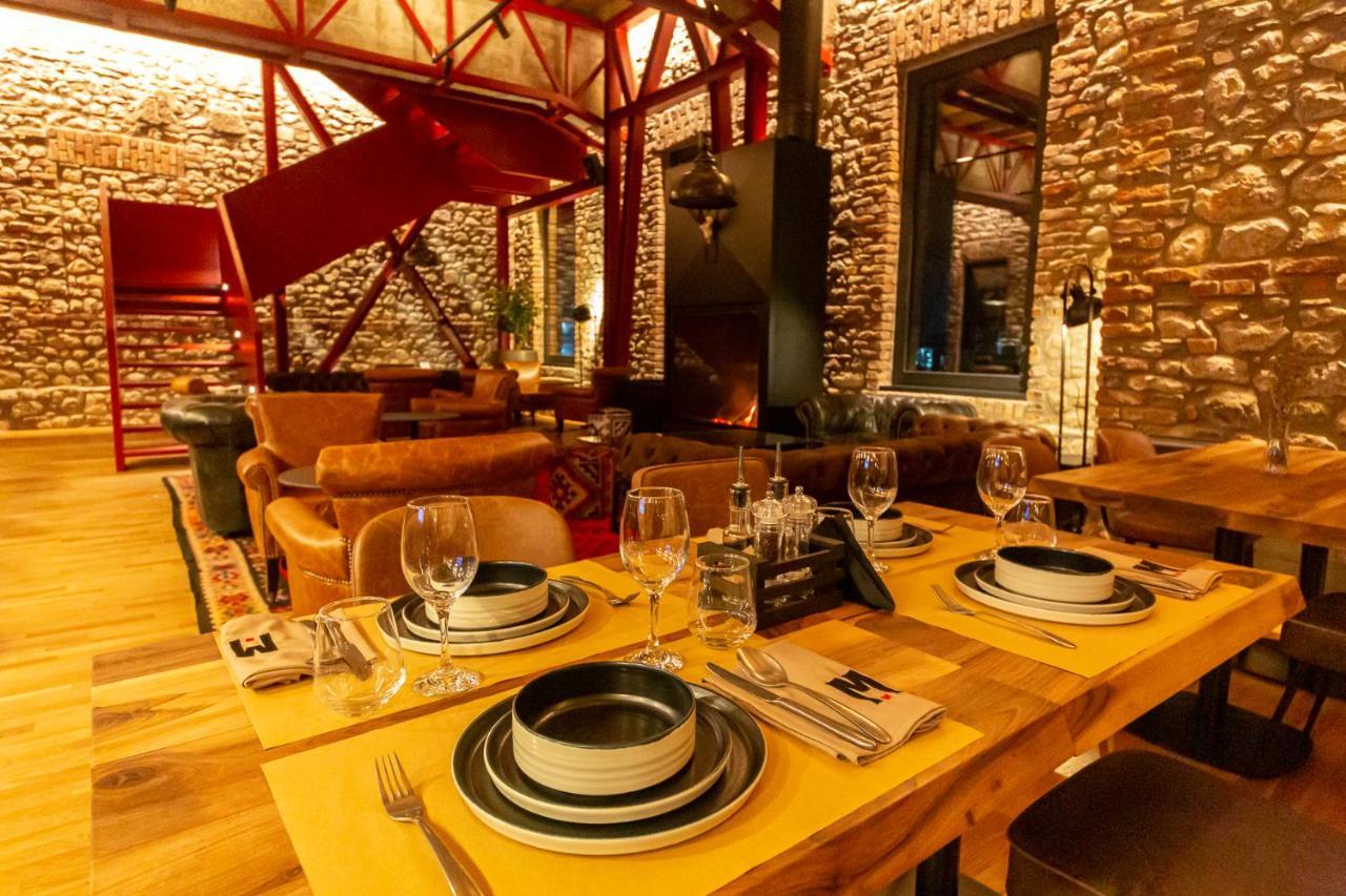 Melesin Distillery Leskovik Ngoại thất bức ảnh